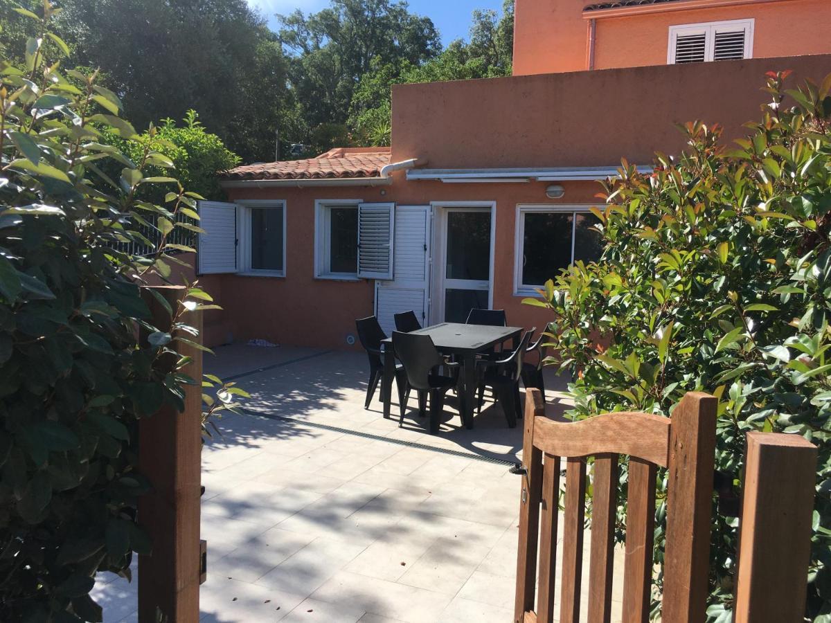 Residence Les Jardins De Sainte-Lucie "Piscine Chauffee" Dış mekan fotoğraf