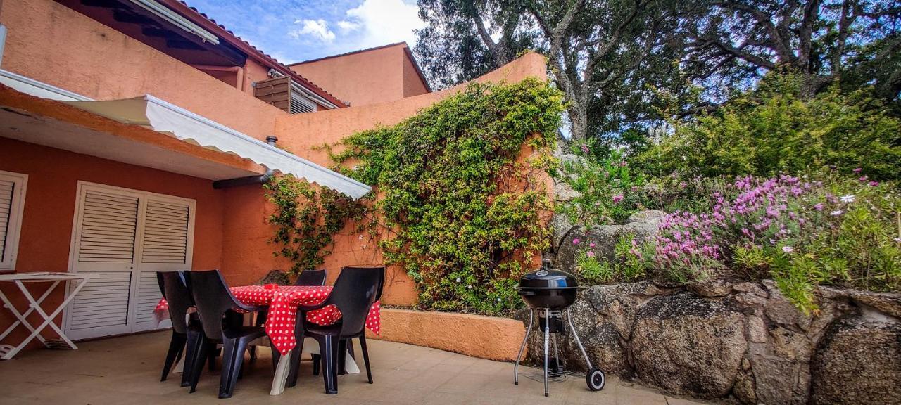 Residence Les Jardins De Sainte-Lucie "Piscine Chauffee" Dış mekan fotoğraf
