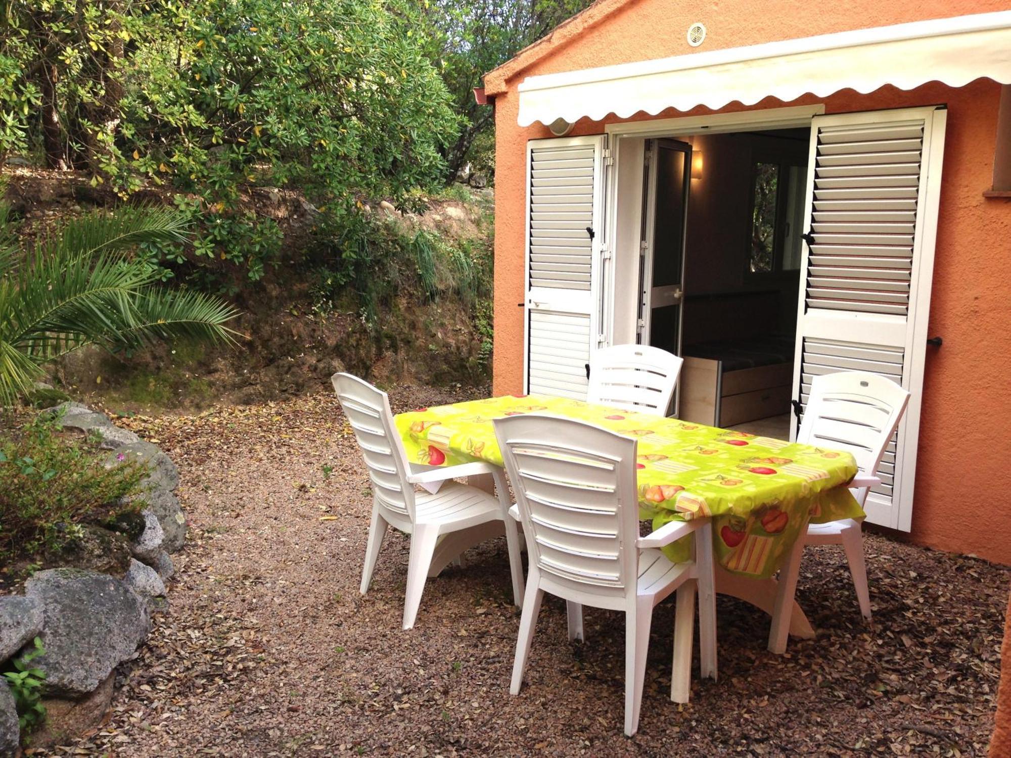 Residence Les Jardins De Sainte-Lucie "Piscine Chauffee" Oda fotoğraf