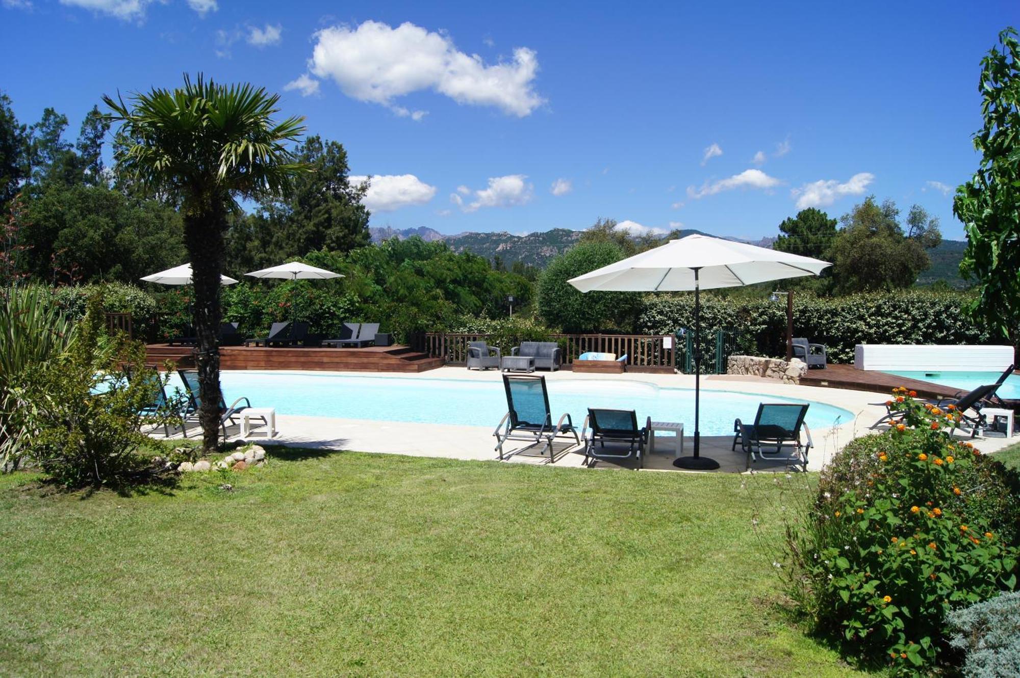 Residence Les Jardins De Sainte-Lucie "Piscine Chauffee" Dış mekan fotoğraf